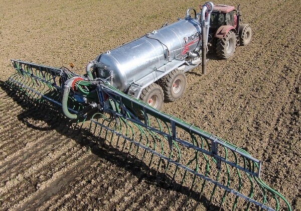 Pichon wozy asenizacyjne TCI dwuosiowe – AgroJurek - Maszyny rolnicze,  leśne, warzywnicze, części do maszyn agro
